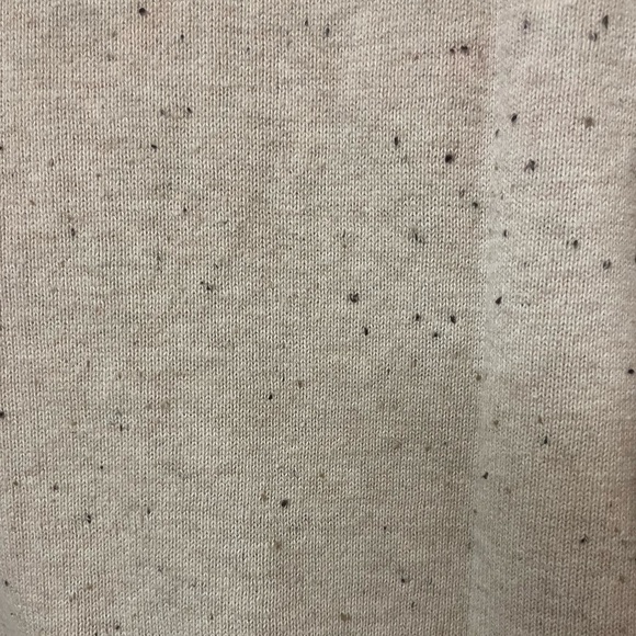 Madison Jules EUC beige v neck sweater - Picture 4 of 4